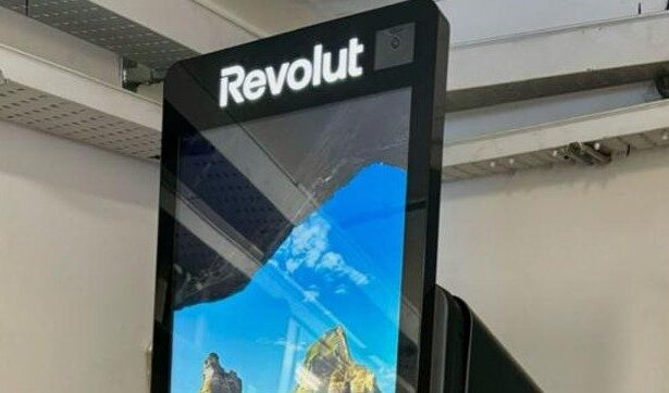 anunt pentru toti clientii revolut evitati sa mai faceti asta ce pasi trebuie urmati daca ati cazut in capcana 68ea4c0d953a0