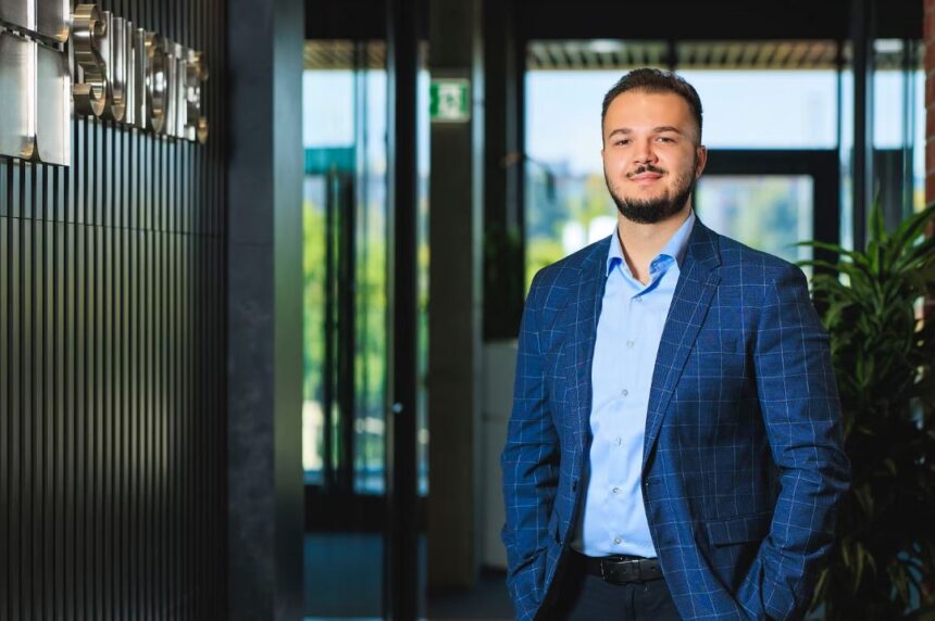 Sunotec, lider în proiectele solare și soluțiile de stocare, își extinde afacerea în România 1 dezvoltatorul de proiecte fotovoltaice si instalatii de stocare sunotec din bulgaria si a deschis firma in romania 68f90a25873ad