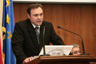 exclusiv dumitru chisalita a plecat din ca al romgaz avem resurse dar nu stim sa le folosim 69020c6a9cb57