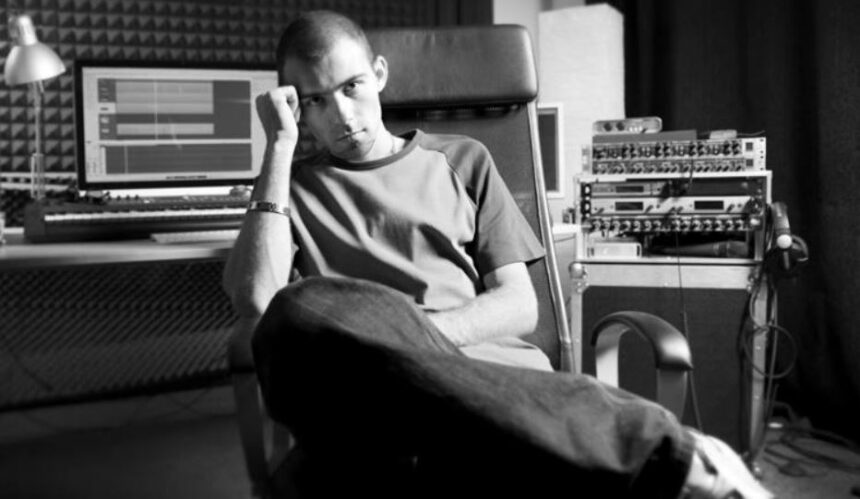 firma muzicianului spike paul maracine are afaceri de peste 730 000 de lei in 2024 cu 31 mai mici decat in 2023 marja de profit de 3 cu un salariat 68fe1a3f1bbf2