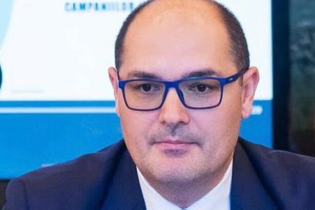 firmele de asigurare si au votat liderul alexandru ciuncan la sefia unsar inca trei ani cel mai dinamic mandat in fruntea unsar marcat de transparenta si democratizarea deciziilor 68e4170fa71e2