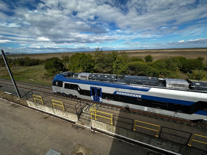 Trenuri regionale PESA în probe la Făurei pentru România 1 foto video trenuri regionale pesa pentru romania in teste la faurei 68e920b59c66f