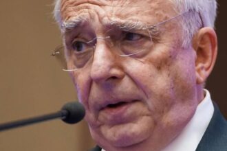 isarescu despre scandalul pensiilor nu se confisca nimic pensiile nu sunt depozite bancare 68de85af43b1e