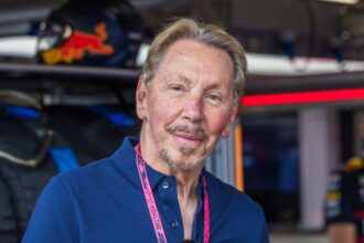 larry ellison averea uriasa investitiile strategice si fata nevazuta a fondatorului oracle 6902e2d9948f5