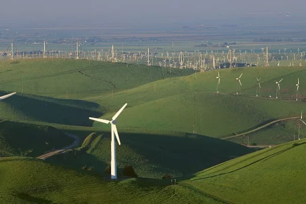 ministerul energiei lanseaza a treia licitatie cfd pentru 290 mw din energie eoliana onshore 68f8581ad6a04