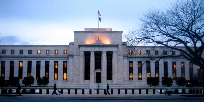 rezerva federala americana a redus dobanda de referinta pentru prima data in acest an 68df7c1cf0006