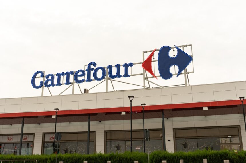 carrefour vrea sa intre pe piata din serbia tot in serbia se va extinde si hornbach carrefour ar fi decis sa vanda magazinele din romania 6909ddc4eef02