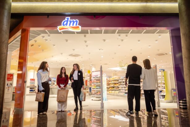 dm romania crestere sustinuta in 2025 dupa investitii de 120 milioane de lei reteaua din tara noastra a ajuns la 167 de magazine prin 18 deschideri noi si opt renovari in ultimul an 6915eedcacfcd