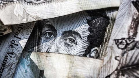 jpmorgan cuts deals with fintech firms for access to customer data 691af680281a2