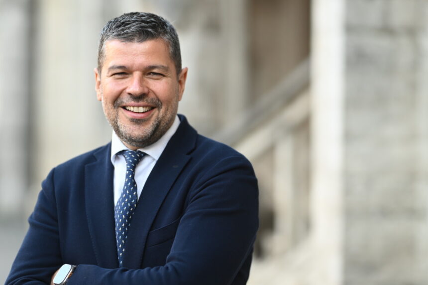 PPC își propune să implementeze în România conceptul inovator al gigafabricilor de AI din Grecia și Macedonia. Georgios Stassis: „Ne vom adapta atât cerințelor energetice, cât și celor legate de datele și inteligența artificială a populației” 1 ppc vrea sa aduca si in romania modelul gigafabricilor de ai din grecia si macedonia georgios stassis vom servi atat nevoile de energie cat si nevoile de date si ai ale cetatenilor 690e24e4ab2cc