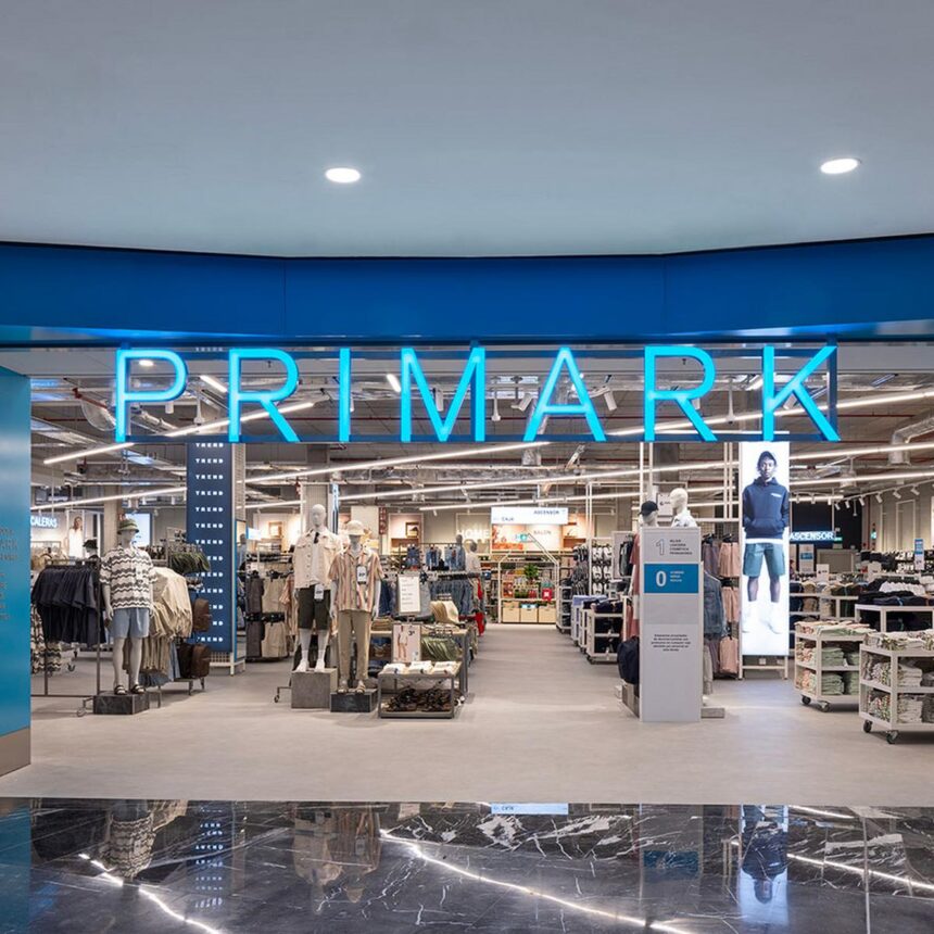 Primark caută angajați sezonieri pentru sărbătorile de iarnă. Care sunt remunerațiile oferite 1 primark angajeaza lucratori comerciali doar pe perioada sarbatorilor de iarna ce salarii ofera 69199adde533e