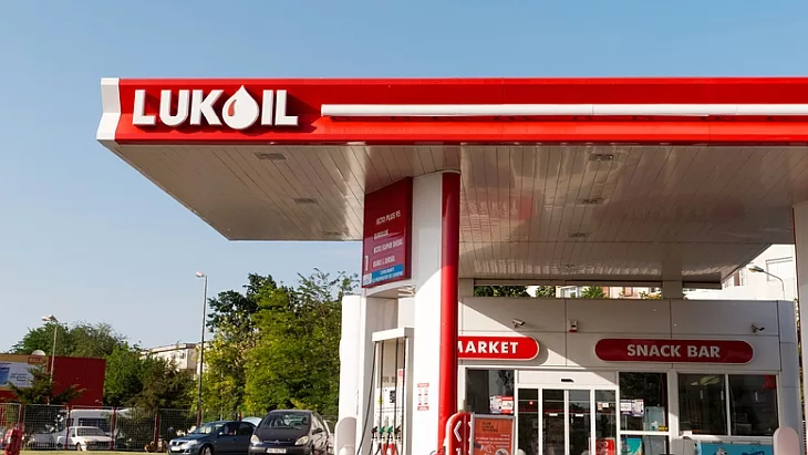 radu burnete transferul activelor lukoil va trece printr un filtru al statului roman cu drept de veto 6911c57981099
