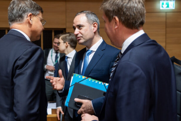 romania isi explica deficitul la bruxelles ce inseamna reuniunea ecofin pentru pnrr si banii europeni 6915dc4b48c09