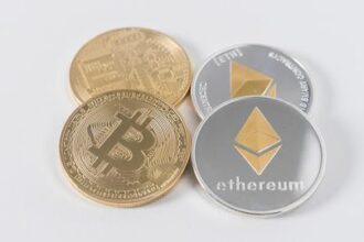 square rolls out bitcoin payments to four million merchants 69127d4d789a6