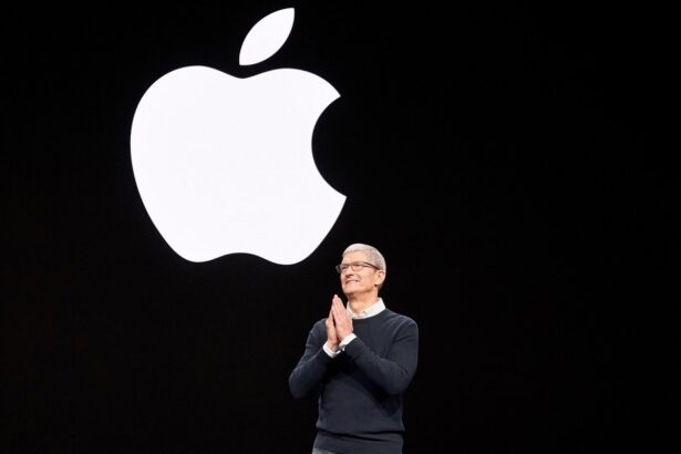 tim cook urmeaza sa paraseasca anul viitor pozitia de ceo al apple cine e principalul favorit pentru a prelua sefia gigantului american 6918264dc8ed0