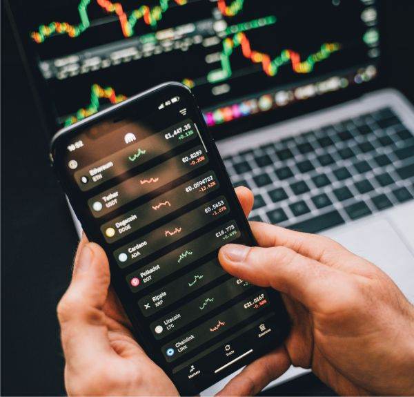 Tradeville: Octombrie - Vârfuri istorice pe piețele financiare internaționale 1 tradeville octombrie noi maxime istorice pe bursele globale 690cd56505152