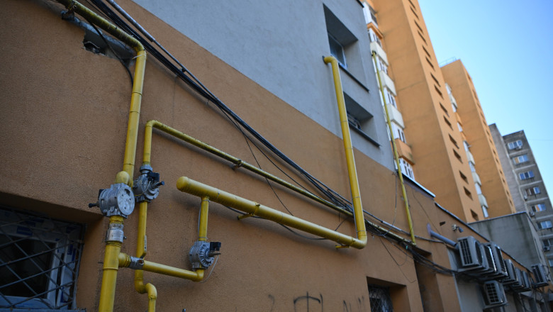 Accidentele cu gaze naturale în România: De până la 100 de ori mai frecvente decât în vestul UE – Ce se află în spatele acestor cifre 1 video numarul accidentelor legate de gaze naturale este de pana la 100 de ori mai mare in romania decat in vestul ue care sunt motivele 690a6f4b6ff87