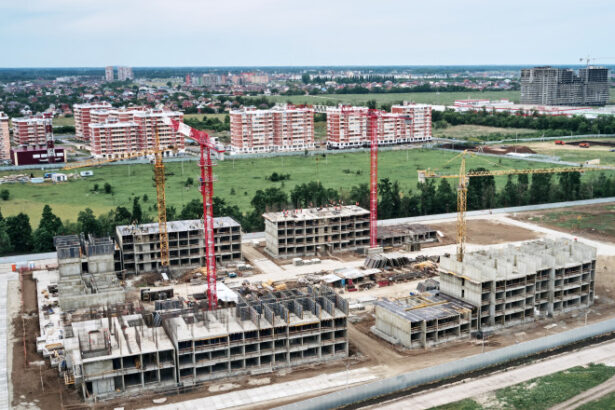 volumul lucrarilor de constructii a crescut cu 9 in 2025 se repara mult dar proiectele noi stagneaza si preturile locuintelor urca 691f01b381716