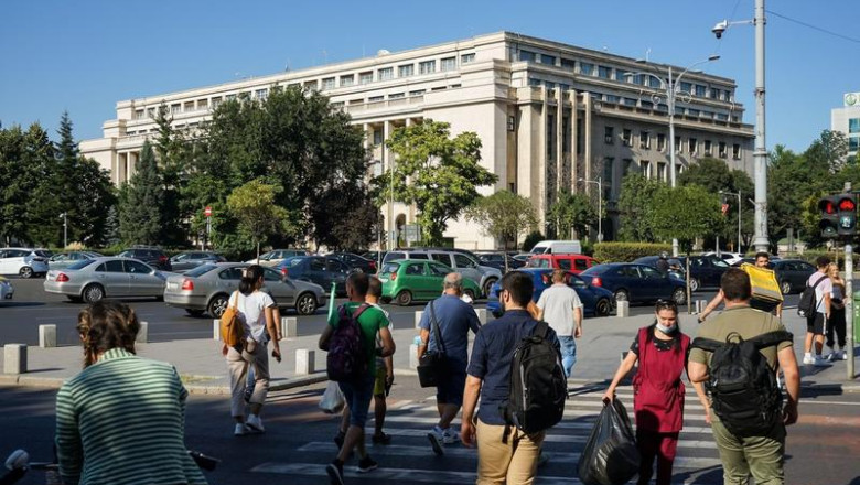 analiza rata somajului a coborat la 59 in octombrie insa economistii atrag atentia nu e momentul pentru entuziasm 692f0bf62125a