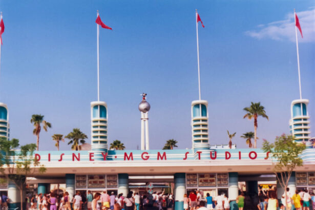 disney investeste un miliard de dolari in openai 693bb564462ab