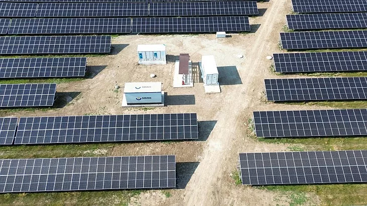 hibridizarea pv stocare si livrarea integrata a proiectelor e noul standard de piata in romania afirma