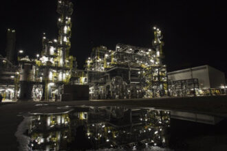 rafinaria petrobrazi a fost conectata la sistemul propriu de alimentare cu apa al apa nova ploiesti 69304d0b3bf10