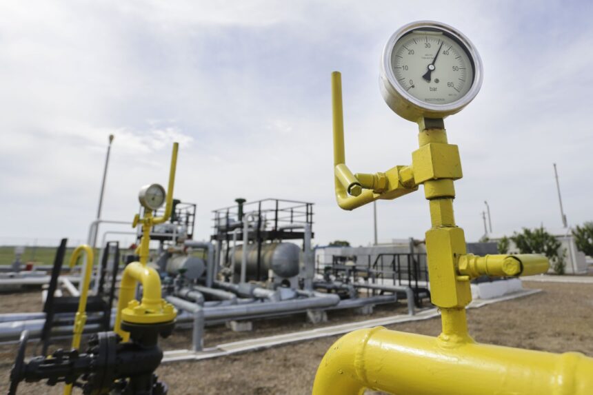 romgaz pregateste furnizarea de gaze direct catre clienti finali pe modelul hidroelectrica cand ar putea incepe primele livrari 693016e784fd1