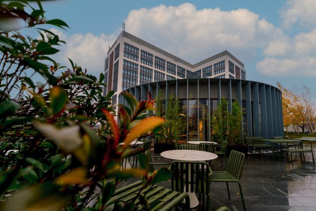 Saint Roastery își extinde imperiul cafelei cu o nouă cafenea în Business Garden București, în inima zonei Orhideea-Grozăvești 1 saint roastery deschide o cafenea noua a treia in cladirea business garden bucharest situata in zona orhideea grozavesti 6931d6ce33a7c