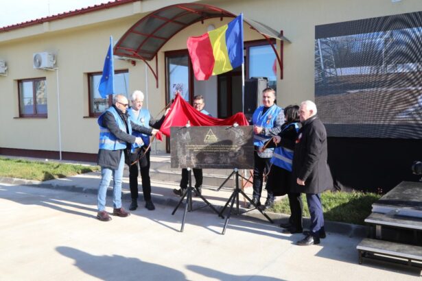 transelectrica a inaugurat la sibiu centrul de cercetare si dezvoltare a tehnologiilor de lucru sub tensiune si interventie rapida in sen 6931aeef0035b