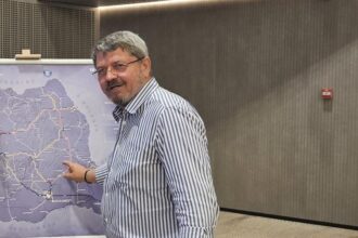 umbrarescu a cumparat si combinatul siderurgic arcelor mittal hunedoara zf ro 69539398156a5