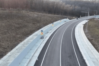 video primul drum facut de chinezi in romania ar putea fi deschis maine la ora 1300 694125ccb338d