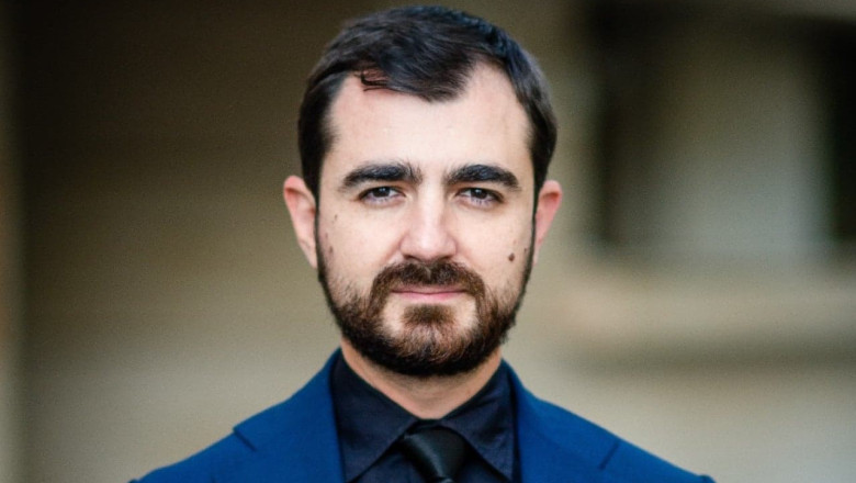 Claudiu Năsui sugerează implementarea unei taxe inverse pe TVA și listarea companiilor de stat la bursă pentru revitalizarea economiei 1 claudiu nasui propune taxare inversa la tva si listarea la bursa a companiilor de stat pentru a da o gura de oxigen economiei 697c962b3e4de