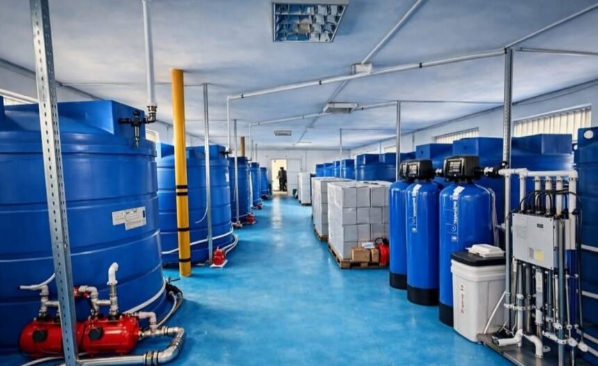 foto o noua fabrica s a deschis azi in romania 697743700c644