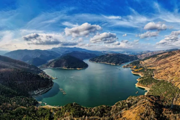 hidroelectrica isi ia avocati ca sa cumpere o hidrocentrala cu pompaj pe care o construieste un cunoscut om de afaceri din romania decizie a actionarilor 69791607d44fb