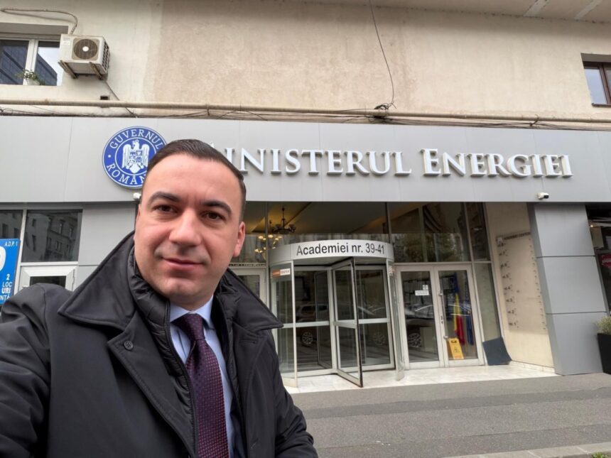 Ministrul Energiei, Bogdan Ivan: „Aproape 11.000 de gospodării rămân fără curent electric în mai multe județe din cauza vremii severe” 1 ministrul energiei bogdan ivan peste 11 000 de locuinte sunt nealimentate cu energie electrica in unele judete din cauza conditiilor meteo extreme 695f995f3a9f9