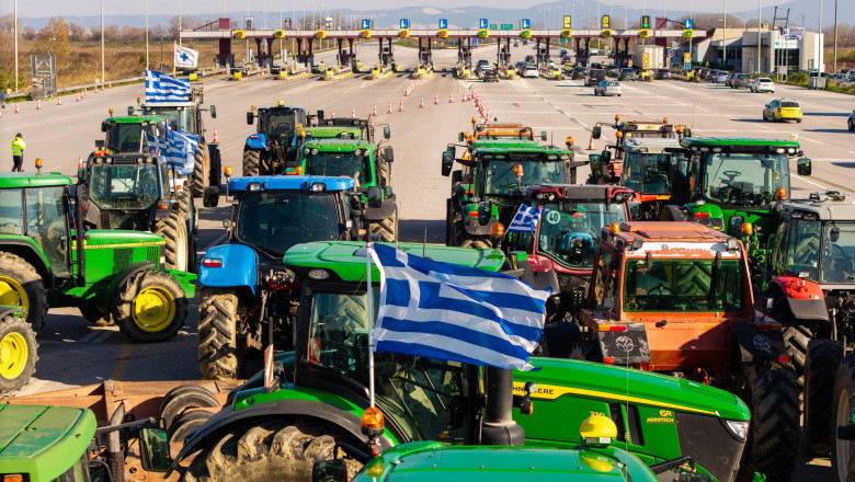 negocieri blocate in grecia fermierii ameninta cu extinderea protestelor pe autostrazi 695f8d554027d