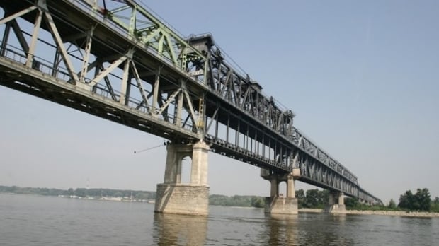 Românii sunt îndemnați să-și planifice vacanța de schi în Bulgaria datorită fluidizării traficului pe podul Giurgiu-Ruse 1 romanii incurajati sa mearga in vacanta de schi la bulgari prin circulatie mai rapida pe podul giurgiu ruse 69907c9ff3a0e