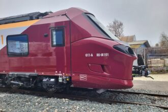 trenul alstom 11 fabricat pentru romania a fost predat cfr calatori 699828906f7b0