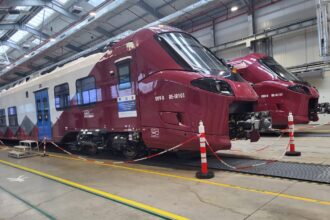 trenurile alstom 8 si 9 fabricate pentru romania au fost predate luni cfr calatori foto 6980cdb826be4