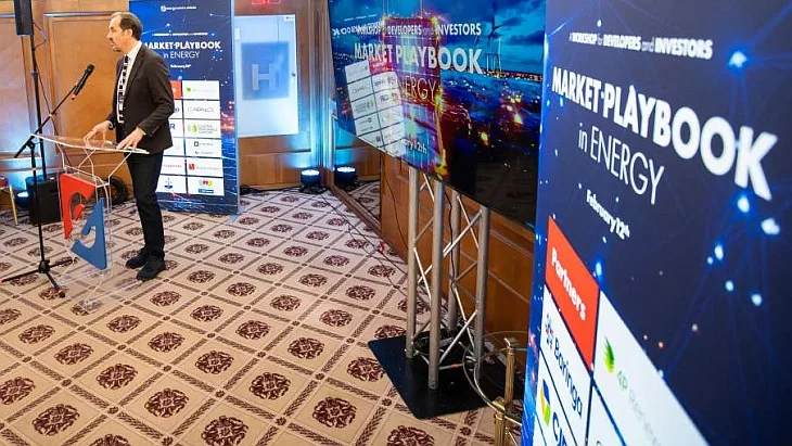 Flexibilitate maximă – Rezultatele atelierului „Market Playbook for Energy”, realizat de Energynomics 1 cat mai multa flexibilitate concluzii ale atelierului market playbook for energy organizat de energynomics 69a599e919424