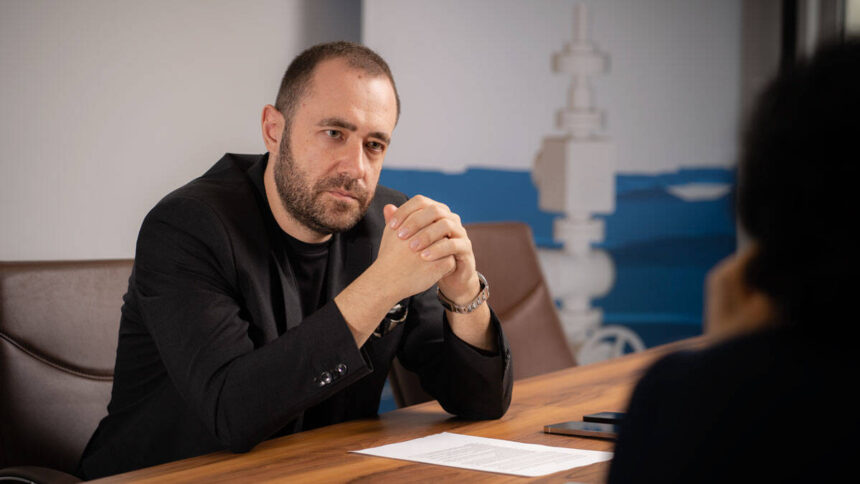 cum sta romgaz cu proiectul furnizarii de gaze mai ieftine pentru populatie suntem pregatiti tehnic dar nu putem angaja oameni si nu stim cate gaze vom avea 69a73efc6f746