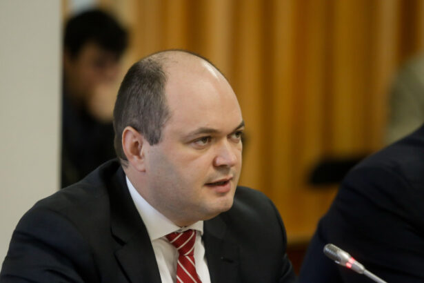 exclusiv permite bugetul pentru 2026 scaderea accizelor la combustibili ce spune ionut dumitru consilierul premierului ilie bolojan 69b055d10d485