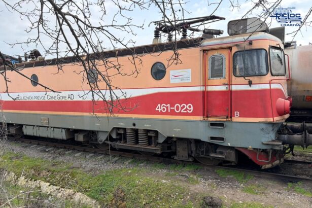 foto companie romaneasca repara locomotive electrice pentru muntenegru 69c11c560258d
