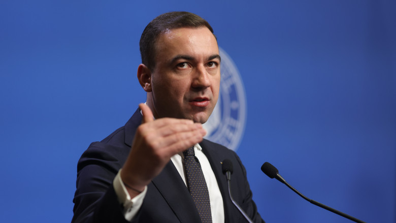 bogdan ivan atac la oana gheorghiu privind listarea companiilor nu are nimic in comun cu dezvoltarea capacitatilor de productie 69e3ab45d0f8d