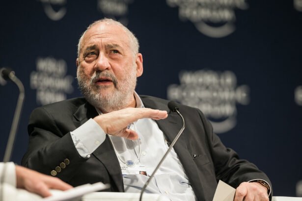 grupul lui stiglitz cere impozit pe profiturile exceptionale ale companiilor energetice 69e0c663c0caa