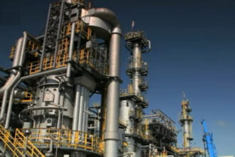 nicusor dan a anuntat cand ar putea fi repornita rafinaria petrotel 69f1dc0503a77