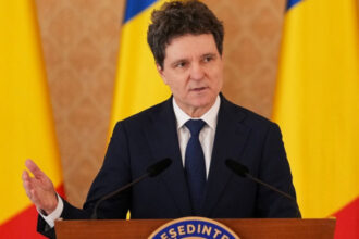 video ce spune seful statului despre criza carburantilor nu sunt probleme pentru zboruri pe termen scurt insa riscurile cresc 69ec41c74699d