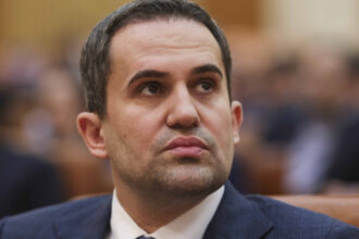 video ciprian serban nu mi se pare potrivit sa vinzi o companie de stat care functioneaza ce spune despre viitorul tarom 69ef9ddcc6c1e