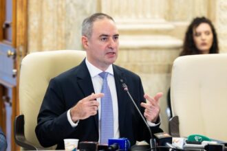 alexandru nazare dupa anuntul facut de sp glocal mesajele sunt ferme ca trebuie sa continuam cu seriozitate consolidarea fiscala reformele si atragerea fondurilor europene 6a086d13b509d