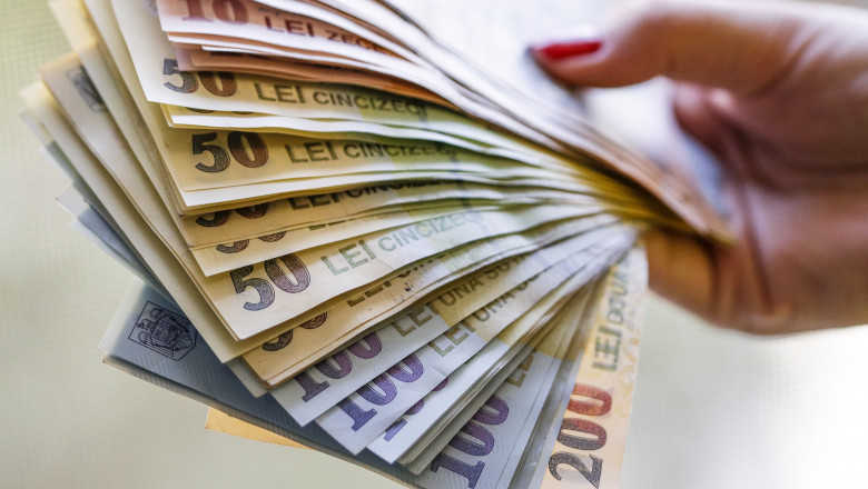 Salariații APIA contestă modificarea sporului lunar de 40% pentru fonduri europene: „O decizie injustă” 1 angajatii apia critica revizuirea lunara a sporului de 40 pentru fonduri europene o masura abuziva 6a0d928b152df